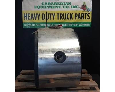 Peterbilt 384 DEF Tank