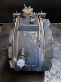 Peterbilt 386 DEF Tank