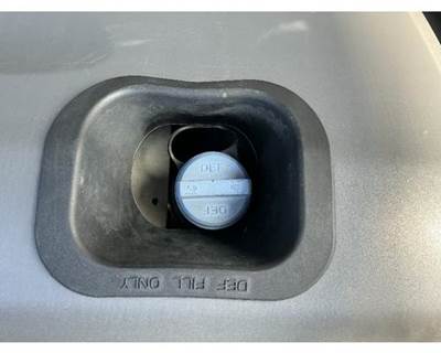 Peterbilt 579 DEF Tank