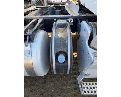 Peterbilt 579 DEF Tank