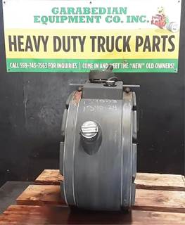 Peterbilt 587 DEF Tank