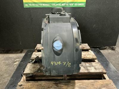 Peterbilt 587 DEF Tank