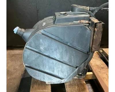 Peterbilt 587 DEF Tank