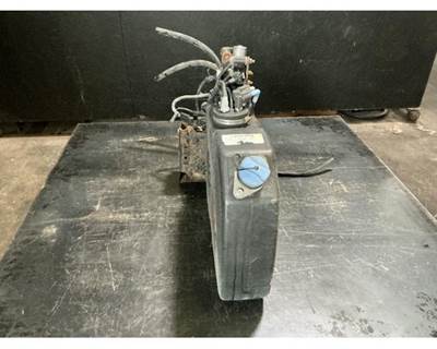  Cummins 6 Gallon DEF Tank, P/N 04-30382-000, Pump Sold Seperately