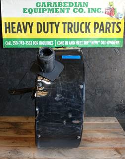 Volvo VNL780 DEF Tank