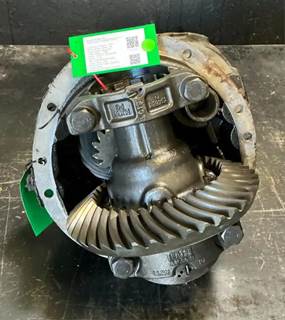 Spicer Front Differential for a Kenworth T680