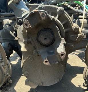 Detroit Front Differential for a Freightliner Cascadia 125