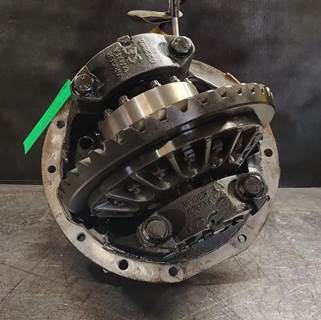 Eaton DSP41 Front Differential for a Kenworth T800