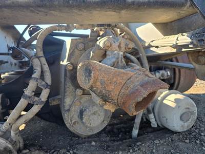 Meritor-Rockwell MD20143 Front Differential for a Volvo VNL670