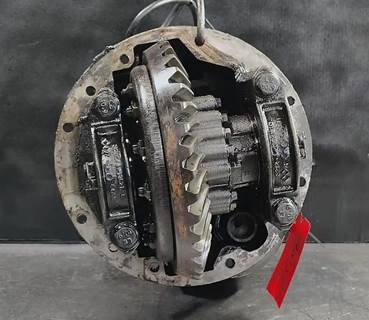 Meritor-Rockwell Front Differential for a Freightliner Cascadia 125