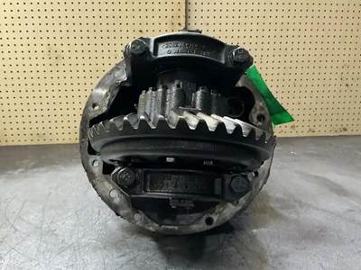 Meritor-Rockwell MD2014X Front Differential for a Mack CXU613