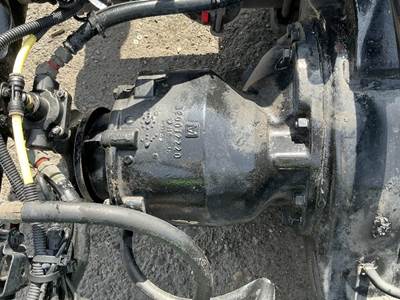Meritor-Rockwell MD2014X Front Differential for a International RH613