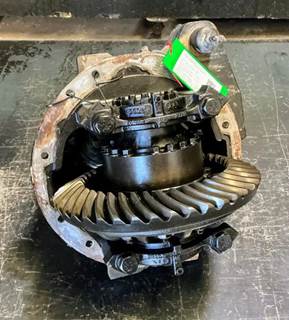 Meritor-Rockwell RD20145 Front Differential for a Meritor/Rockwell RD20145