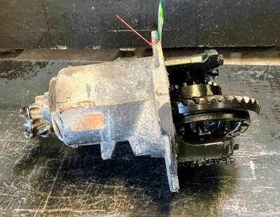 Meritor-Rockwell RD20145 Front Differential for a Meritor/Rockwell RD20145