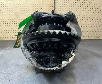 Meritor-Rockwell RD20145 Front Differential for a Meritor/Rockwell RD20145