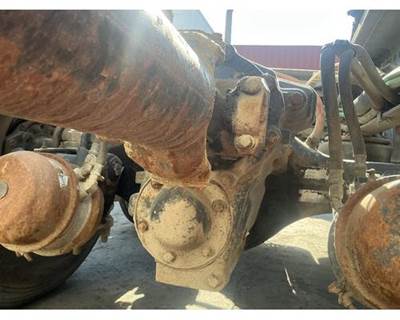 Meritor-Rockwell RP20145 Front Differential for a Freightliner COLUMBIA