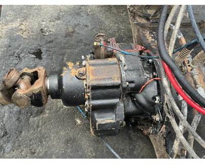 Meritor-Rockwell SQHDF Front Differential for a Fabco WT6630D