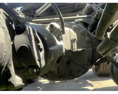 Paccar DX40 Front Differential for a Kenworth T680