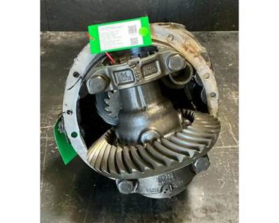 Spicer D40155 Front Differential for a Kenworth T680