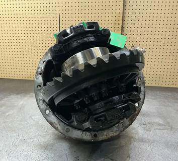 Volvo EV87 Front Differential for a Volvo COE