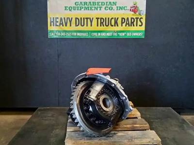 Alliance RT40-4N Rear Differential for a Freightliner Cascadia 126