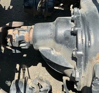 Alliance RT40-4N Rear Differential for a Freightliner Cascadia 125