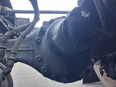 Alliance RT40-4N Rear Differential for a Freightliner CASCADIA
