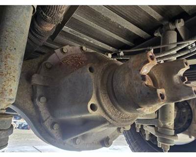 Axle Alliance RS13-2N Rear Differential for a Freightliner MT-45