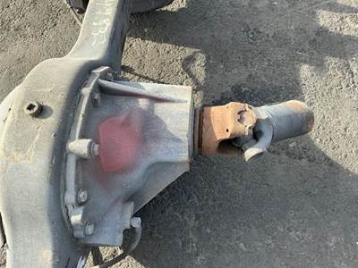 Axle Alliance RS15-2N Rear Differential for a Freightliner MT55 Chassis