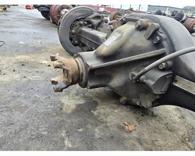 Axle Alliance RS15-2N Rear Differential for a Freightliner MT55 Chassis