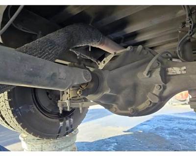 Axle Alliance RS15-2N Rear Differential for a Freightliner MT55 Chassis