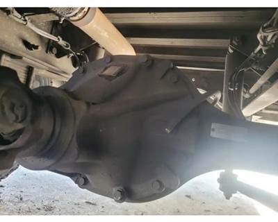 Axle Alliance RS15-2N Rear Differential for a Freightliner MT55 Chassis