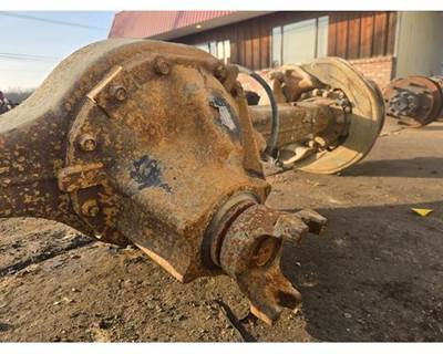 Axle Alliance RS15-2N Rear Differential for a Freightliner MT-55