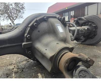 Axle Alliance RS15-2N Rear Differential for a Freightliner MT-55