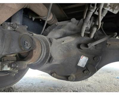 Axle Alliance RS15-2N Rear Differential for a Freightliner MT-55