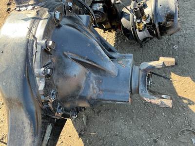 Axle Alliance RS19-4N Rear Differential for a Freightliner M2 106