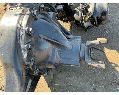 Axle Alliance RS19-4N Rear Differential for a Freightliner M2 106