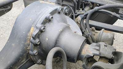 Axle Alliance RT40-4NR Rear Differential for a Freightliner Cascadia 125