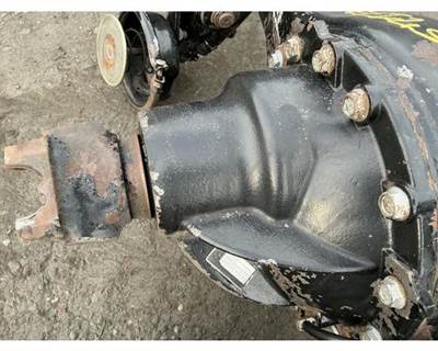 Axle Alliance RT40-4NR Rear Differential for a Freightliner Cascadia 125