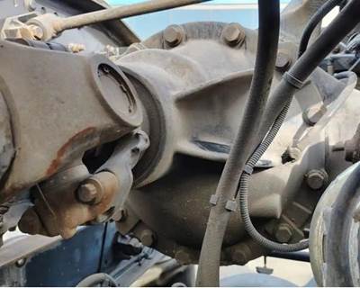Axle Alliance RT40-4NR Rear Differential for a Freightliner