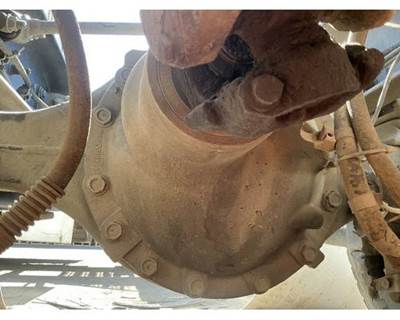 Axle Alliance RT40-4NR Rear Differential for a Freightliner CASCADIA