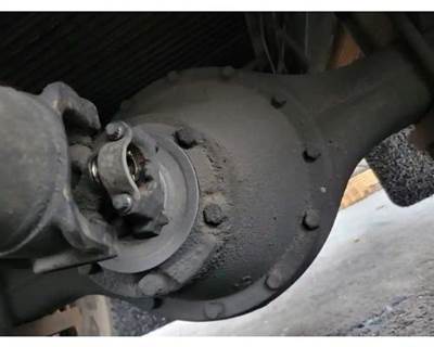 Dana-Spicer N175 Rear Differential for a International 4700