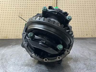 Detroit DA-RT-40.0-4S Rear Differential for a Freightliner Cascadia 126