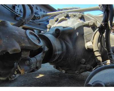 Detroit DA-RT-40.0-4S Rear Differential for a Freightliner Cascadia