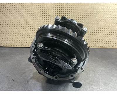 Detroit DA-RT-40.0-4S Rear Differential for a Freightliner Cascadia 126