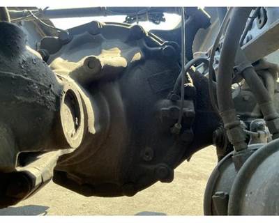 Detroit DA-RT40.0-4T Rear Differential for a Freightliner CASCADIA