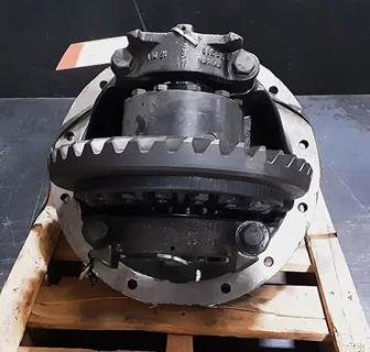 Eaton 15040-S Rear Differential