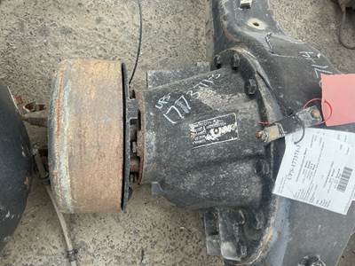Eaton 17060S Rear Differential for a International 4200