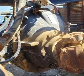 Eaton 17060S Rear Differential for a Chevrolet C7