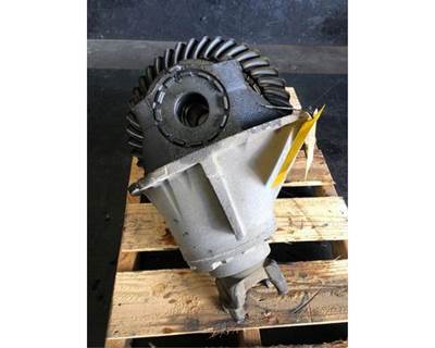 Eaton 17060S Rear Differential for a International 4300